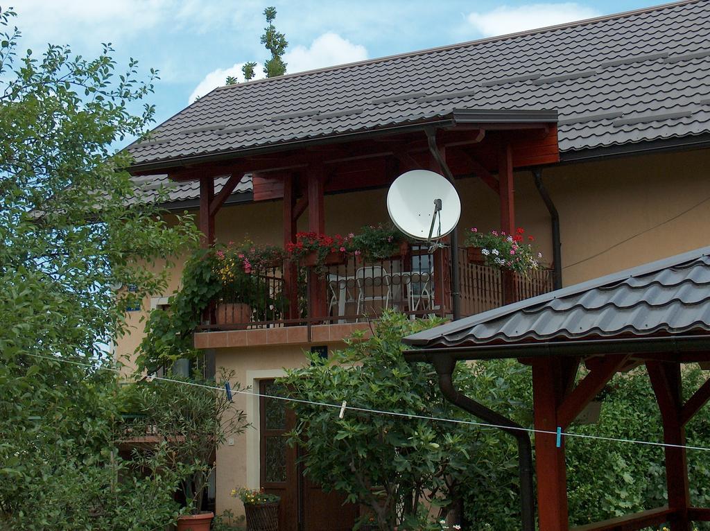 Apartments Ana Smoljanac Exterior photo